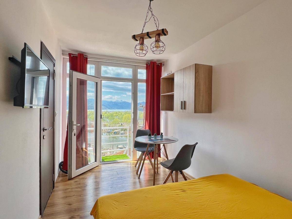 Jg Studio Apartment Vranjina Екстериор снимка