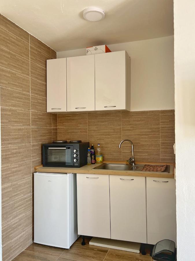 Jg Studio Apartment Vranjina Екстериор снимка